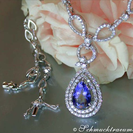 Beautiful Tanzanite Necklace with Diamonds