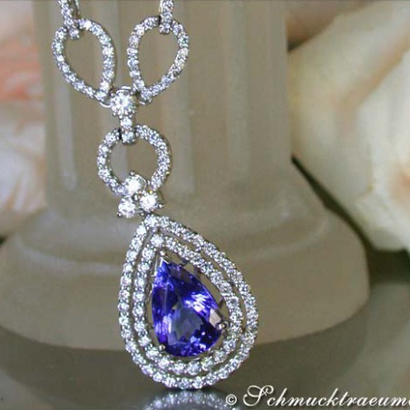 Beautiful Tanzanite Necklace with Diamonds