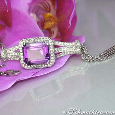 Superb Amethyst Necklace with Diamonds