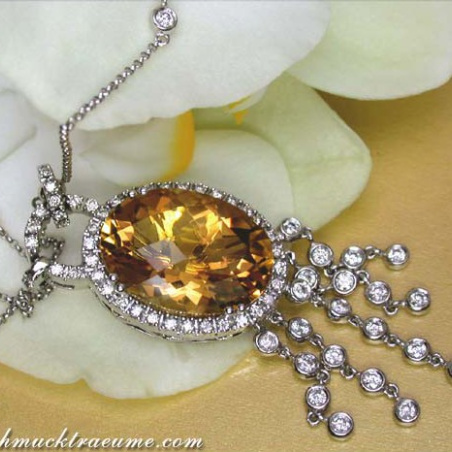 Splendid Citrine Necklace with Diamonds