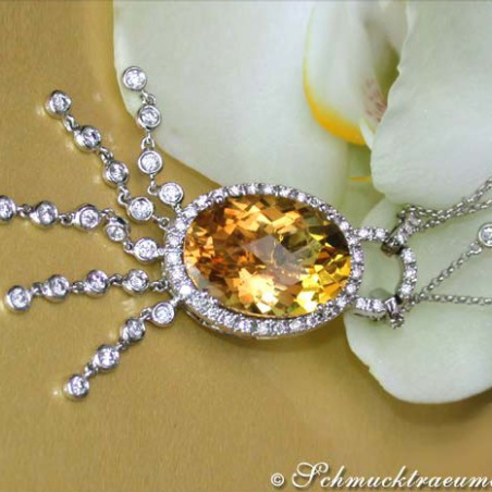 Splendid Citrine Necklace with Diamonds