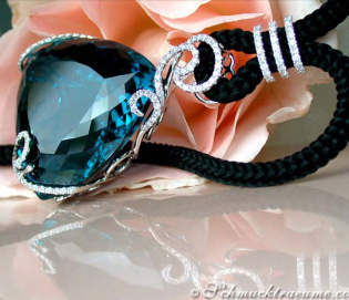 Exquisite Bluetopaz Necklace with Diamonds