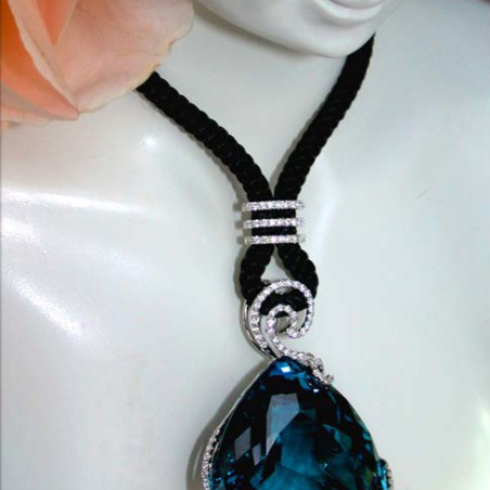 Exquisite Bluetopaz Necklace with Diamonds