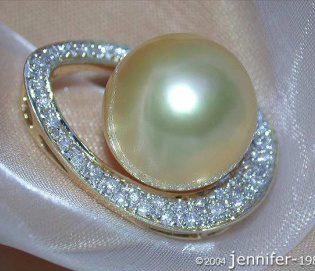Golden Southsea Pearl Pendant with Diamonds (Mikimoto Design)