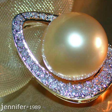 Golden Southsea Pearl Pendant with Diamonds (Mikimoto Design)