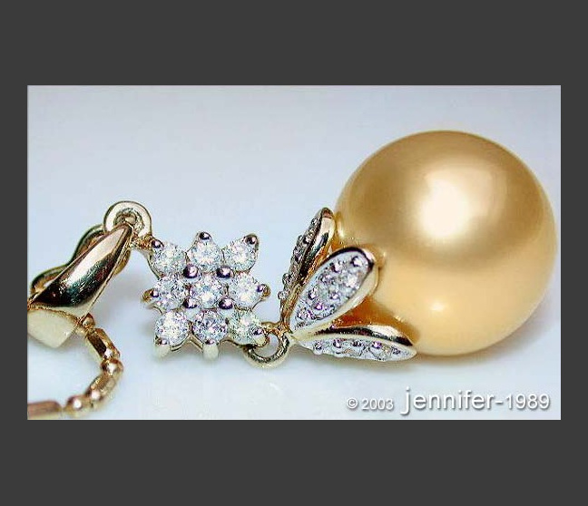 Golden Southsea Pearl Diamond Pendant Golden Southsea Pearl Diamond Pendant