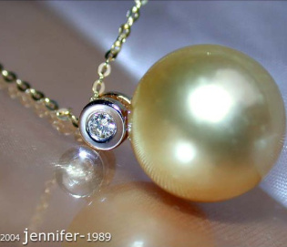 Timeless Golden Southsea Pearl Pendant incl. Chain