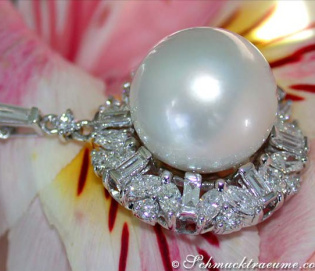 Glorious Southsea Pearl Pendant with Diamonds (14 mm)