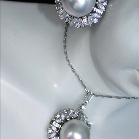 Südseperle Anhänger mit Brillanten und Diamanten