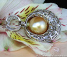 High-end Golden Southsea Pearl Pendant with Diamonds
