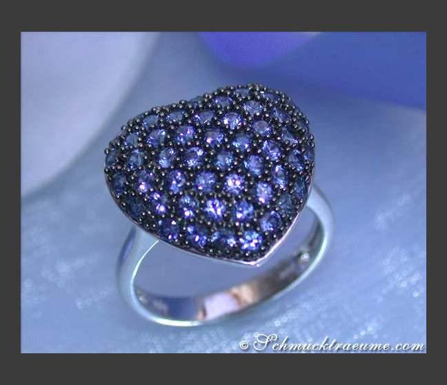 Pretty Sapphire Heart Ring Pretty Sapphire Heart Ring