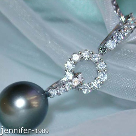 Charming Tahitian Pearl Diamond Pendant