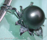Pretty Tahitian Pearl Pendant with Diamonds (Blossom Style)