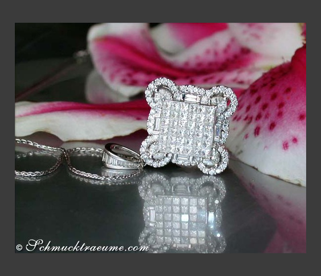 Excellent Pendant with Diamonds of 5 Different Cuts Excellent Pendant with Diamonds of 5 Different Cuts