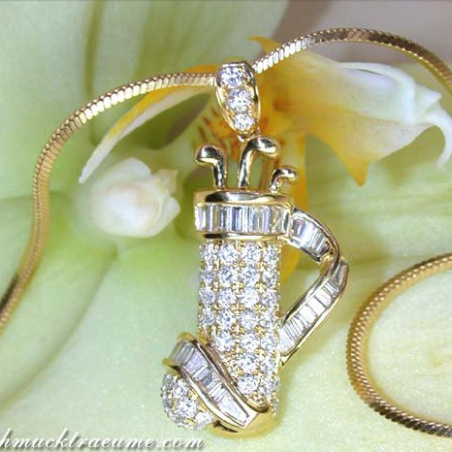 Exquisite Golf Bag Diamond Pendant in Yellow gold 18k