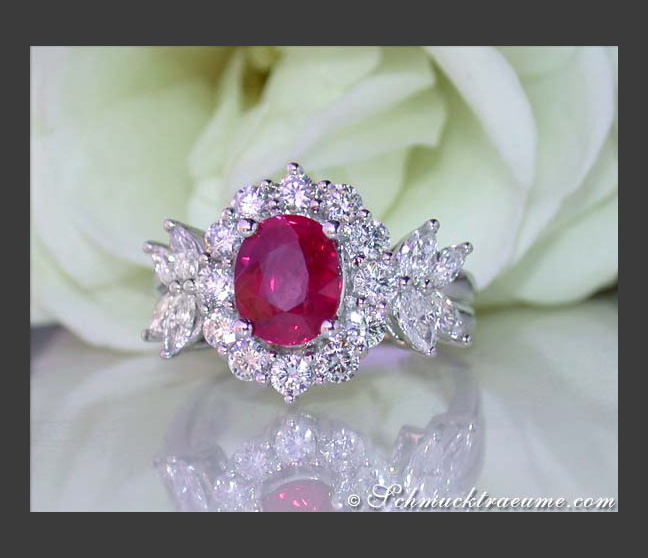 Magnificent Burmese Ruby Diamond Ring Magnificent Burmese Ruby Diamond Ring