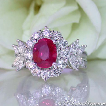 Magnificent Burmese Ruby Diamond Ring