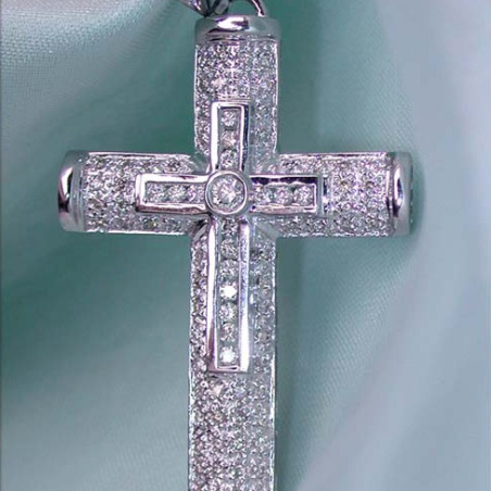 Precious Diamond Cross in Cross Pendant in White Gold 18k