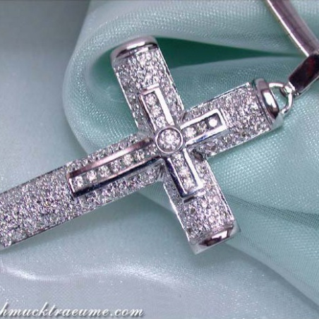 Precious Diamond Cross in Cross Pendant in White Gold 18k