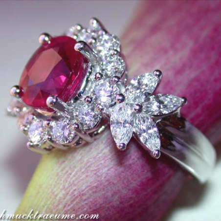 Magnificent Burmese Ruby Diamond Ring