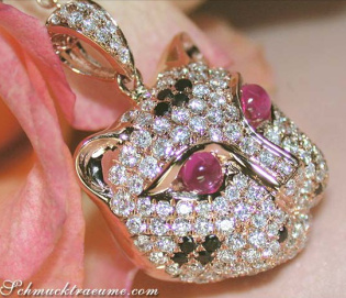 Fabulous Diamond Panther Pendant incl. Chain