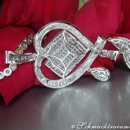 High-end Diamond Heart Pendant (9,79 ct.)