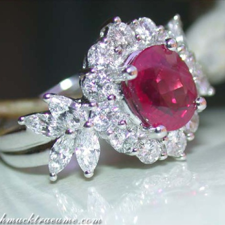 Magnificent Burmese Ruby Diamond Ring