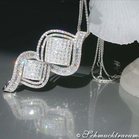 Magnificent Diamond Pendant (Princess, Baguette & Brilliant Cut)
