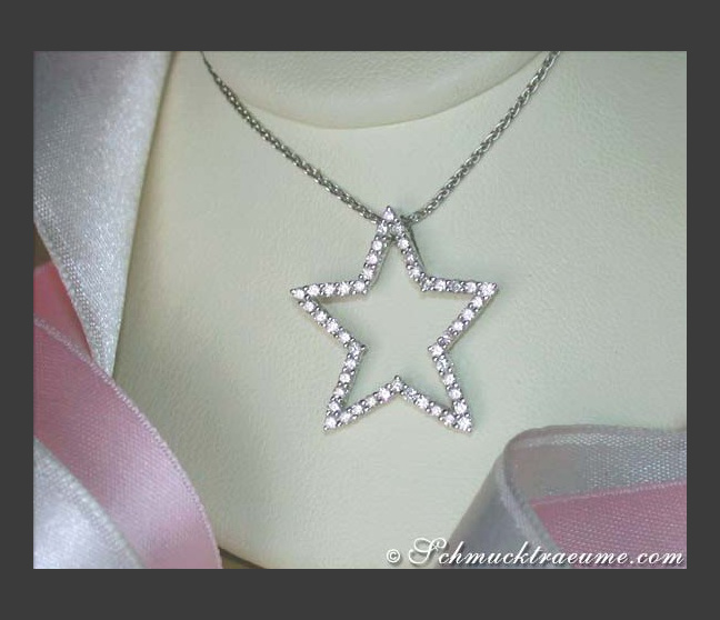 Pretty Diamond Star Pendant Pretty Diamond Star Pendant