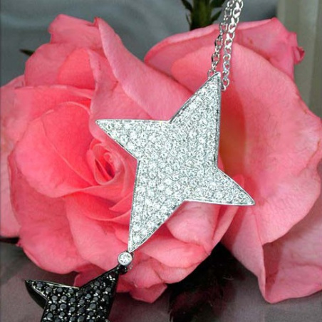 Extravagant Black & White Diamond Star Pendant