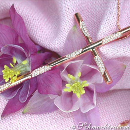 Extraordinary Diamond Cross Pendant