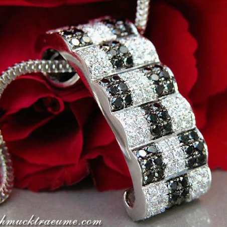 Puristic Black & White Diamond Pendant (Chessboard Style)