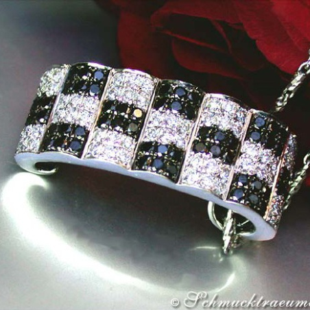 Puristic Black & White Diamond Pendant (Chessboard Style)