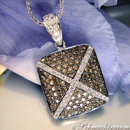 Sporty Pendant with Natural Brown Diamonds