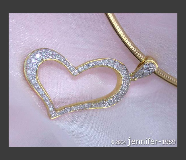 Herz Anhänger mit Diamanten in Gelbgold Herz Anhänger mit Diamanten in Gelbgold