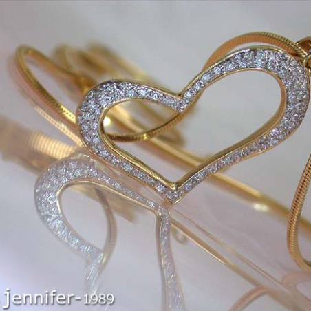 Herz Anhänger mit Diamanten in Gelbgold