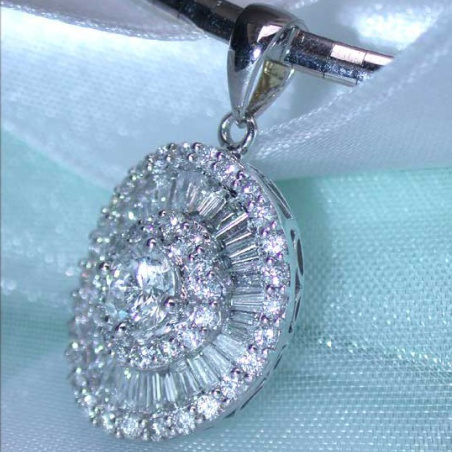 Diamant Solitär Anhänger