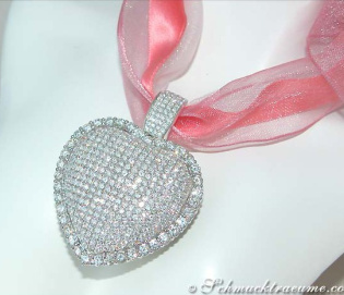 Extra large Diamond Pendant (9,50 ct.)