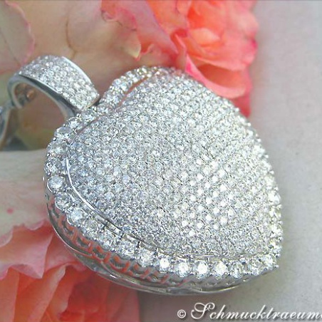 Extra large Diamond Pendant (9,50 ct.)