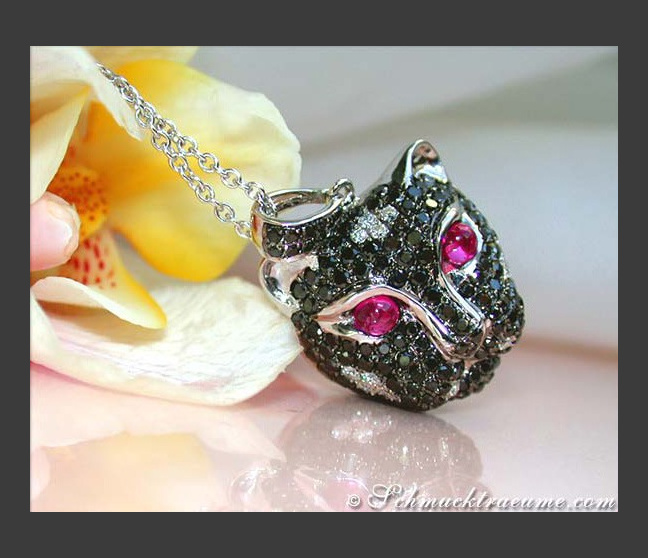 Unique Panther Head Pendant with Black Diamonds Unique Panther Head Pendant with Black Diamonds