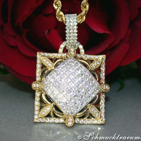 Exquisite Princess Cut Diamond Pendant