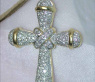 Precious Diamond Cross Pendant in Yellow gold