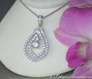 Classy Elegant Diamond Pendant