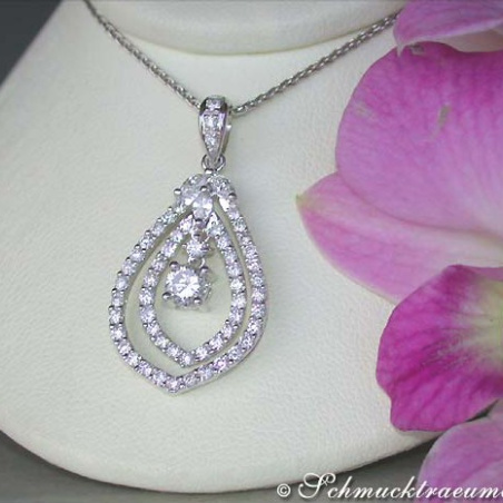 Classy Elegant Diamond Pendant