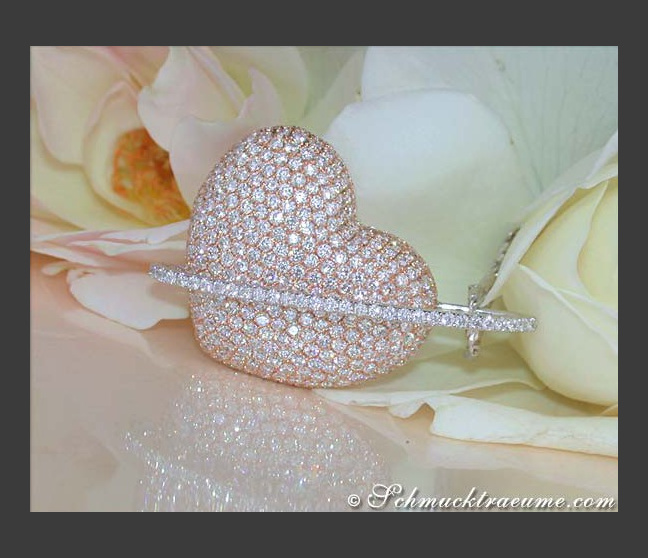 Exceptional Diamond Heart Pendant (4,79 ct.) Exceptional Diamond Heart Pendant (4,79 ct.)