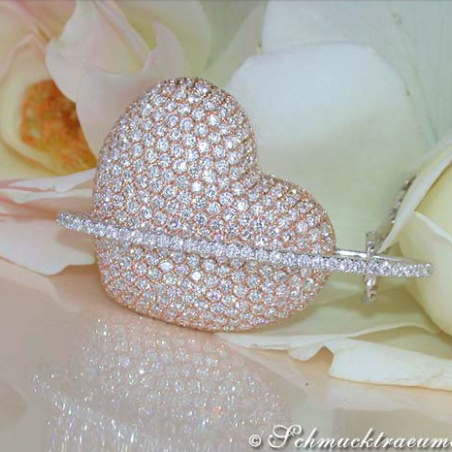 Exceptional Diamond Heart Pendant (4,79 ct.)