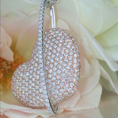 Exceptional Diamond Heart Pendant (4,79 ct.)