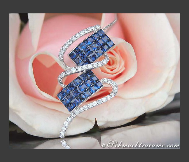 Beautiful Ceylon Sapphire Pendant with Diamonds Beautiful Ceylon Sapphire Pendant with Diamonds