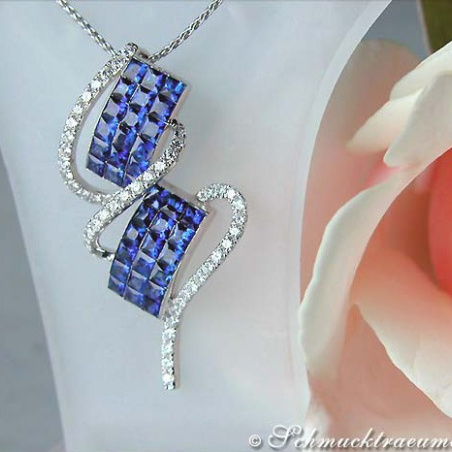 Beautiful Ceylon Sapphire Pendant with Diamonds