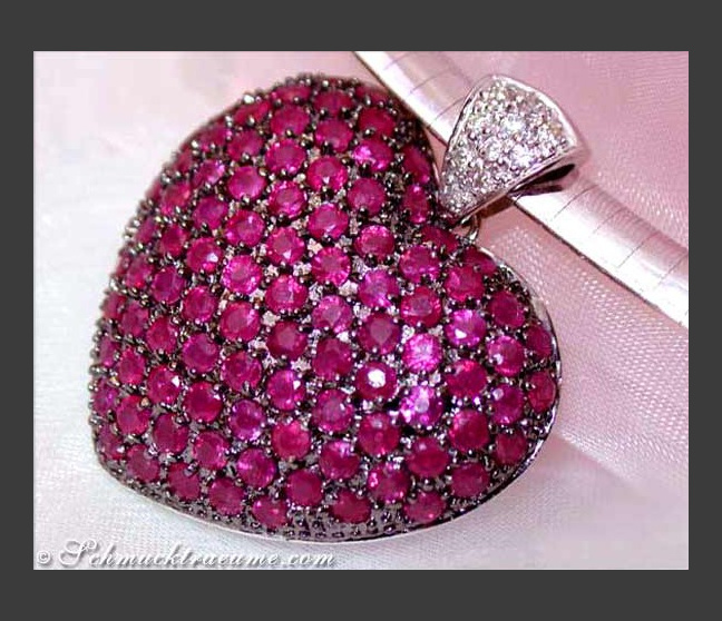Huge Ruby Heart Pendant Huge Ruby Heart Pendant
